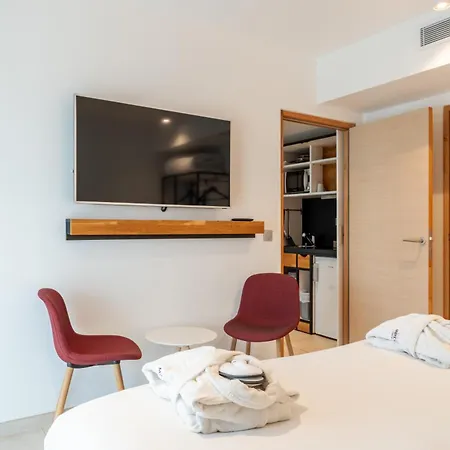 Mercure Gare Tgv Otel Avinyon